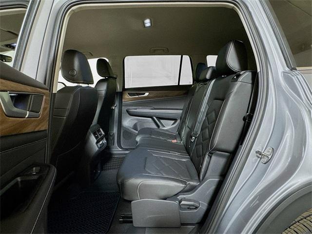 new 2026 Volkswagen Atlas car, priced at $40,911