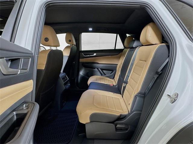 new 2026 Volkswagen Atlas Cross Sport car, priced at $52,096