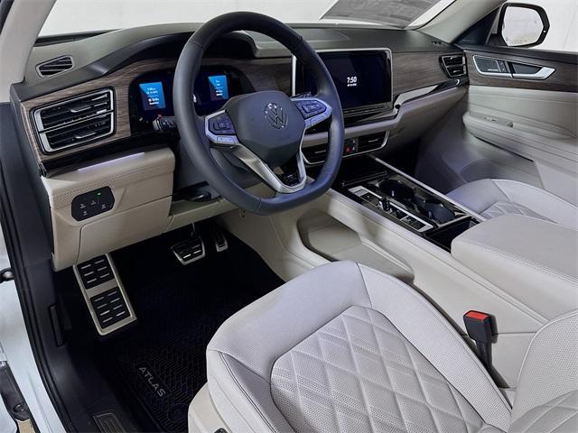 new 2026 Volkswagen Atlas car, priced at $57,767