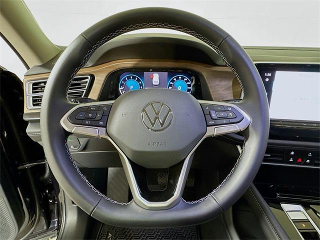 new 2025 Volkswagen Atlas car, priced at $45,619