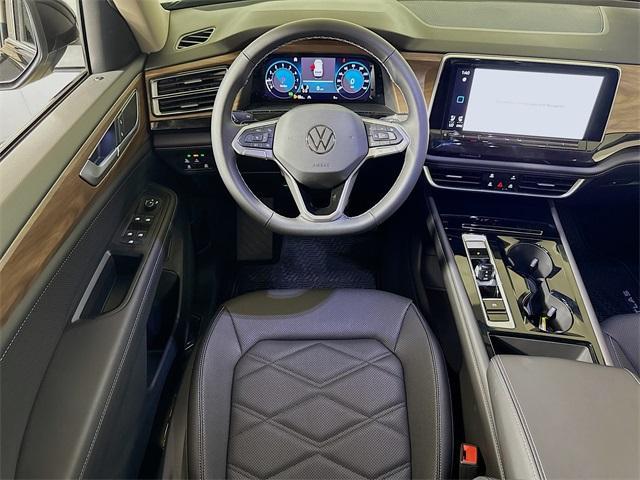 new 2025 Volkswagen Atlas car, priced at $45,619