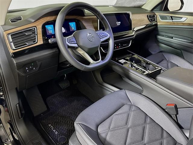 new 2026 Volkswagen Atlas car, priced at $44,823