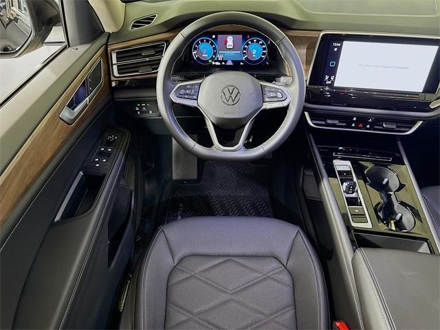 new 2026 Volkswagen Atlas car, priced at $44,823