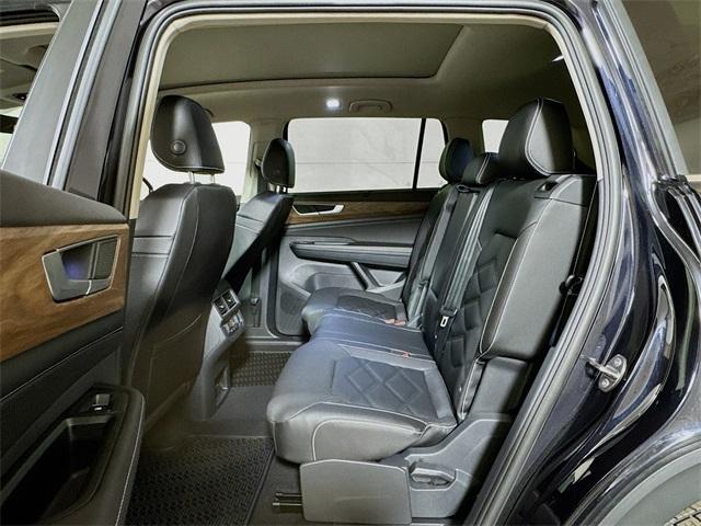 new 2026 Volkswagen Atlas car, priced at $44,823