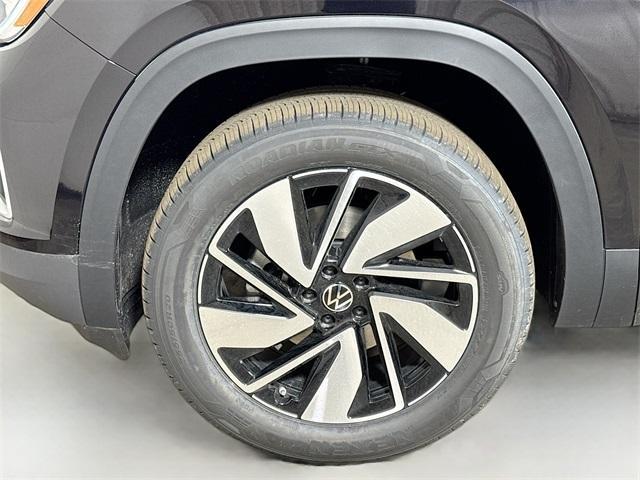 new 2026 Volkswagen Atlas car, priced at $44,823