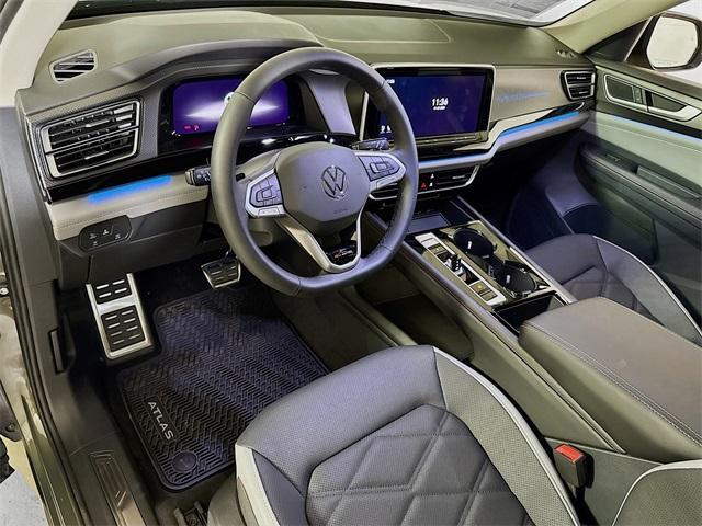 new 2025 Volkswagen Atlas car, priced at $47,076