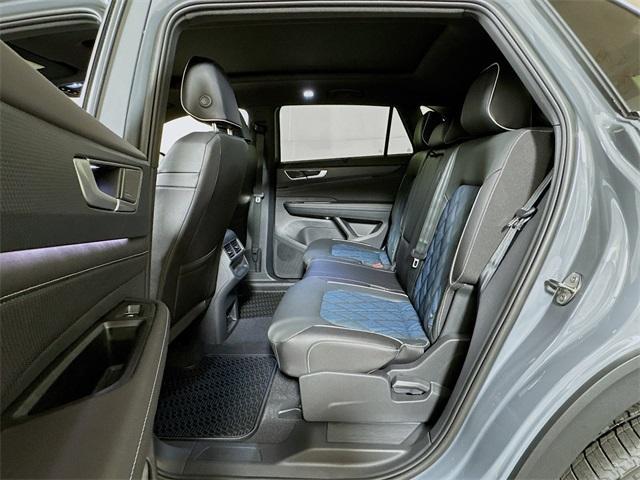 new 2025 Volkswagen Atlas Cross Sport car, priced at $51,508