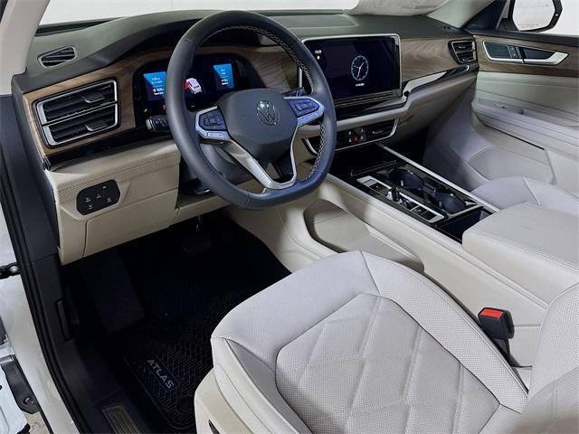 new 2026 Volkswagen Atlas car, priced at $47,767