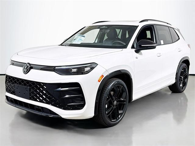 new 2026 Volkswagen Tiguan car, priced at $39,681