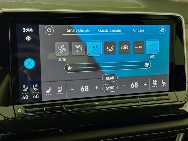 new 2025 Volkswagen Atlas car, priced at $34,900