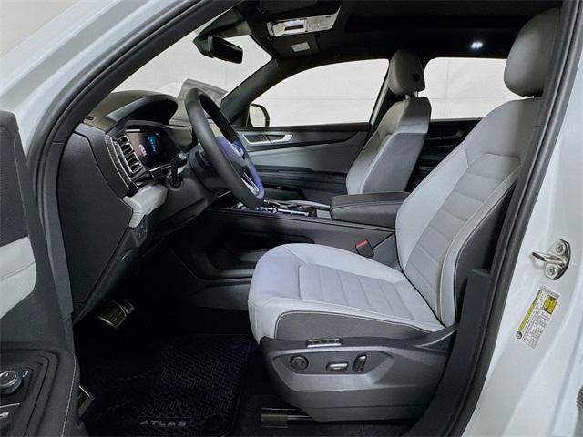new 2026 Volkswagen Atlas Cross Sport car, priced at $51,446