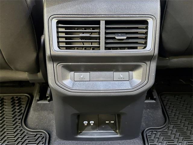 new 2026 Volkswagen Atlas Cross Sport car, priced at $51,446