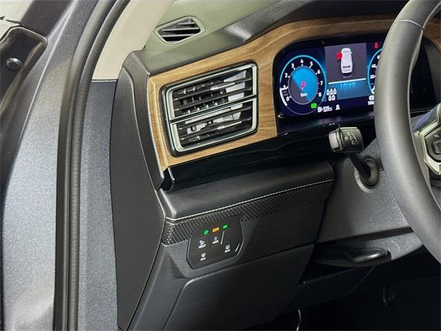 used 2024 Volkswagen Atlas car, priced at $36,370