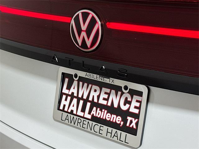 new 2026 Volkswagen Atlas Cross Sport car, priced at $51,596