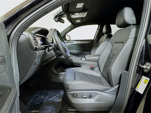 new 2026 Volkswagen Atlas Cross Sport car, priced at $41,801