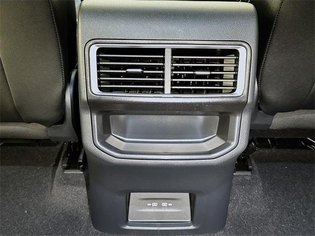 new 2026 Volkswagen Atlas Cross Sport car, priced at $41,801