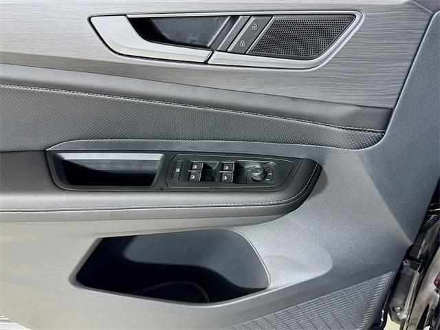 new 2026 Volkswagen Atlas Cross Sport car, priced at $41,801