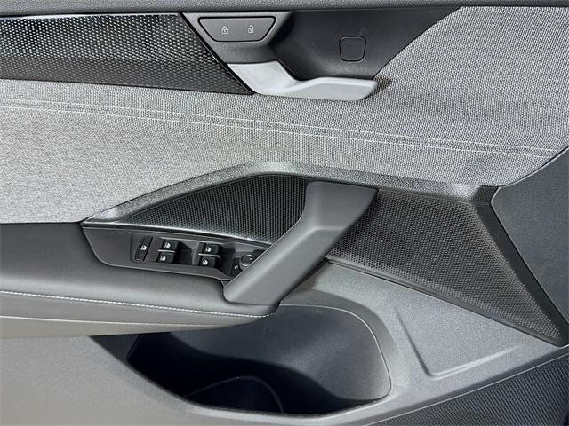 new 2025 Volkswagen Tiguan car, priced at $30,836