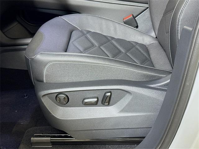 new 2026 Volkswagen Atlas car, priced at $46,220