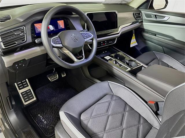 new 2025 Volkswagen Atlas car, priced at $47,749