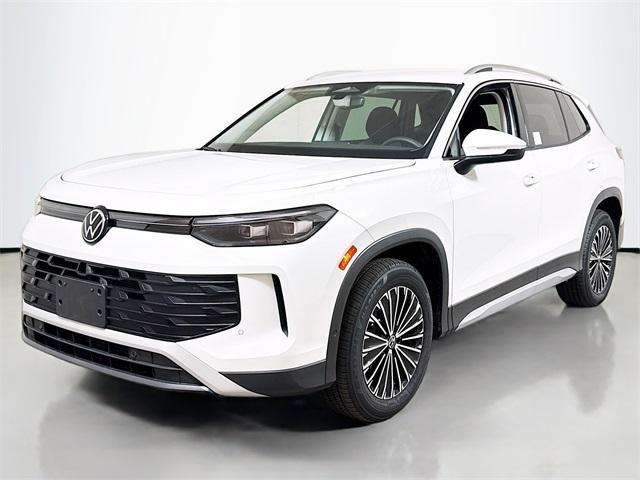 new 2025 Volkswagen Tiguan car, priced at $30,775