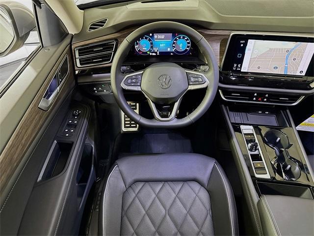 new 2025 Volkswagen Atlas car, priced at $51,738