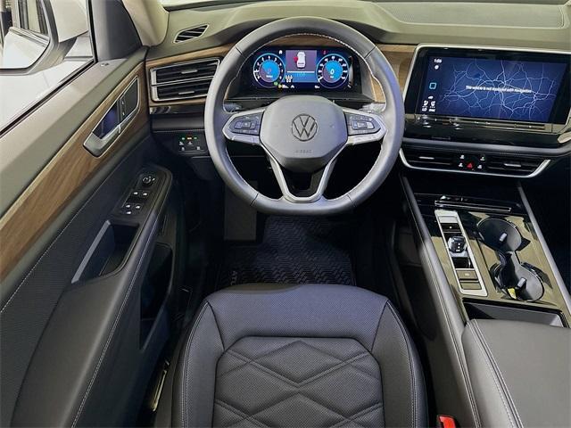 new 2026 Volkswagen Atlas car, priced at $48,662
