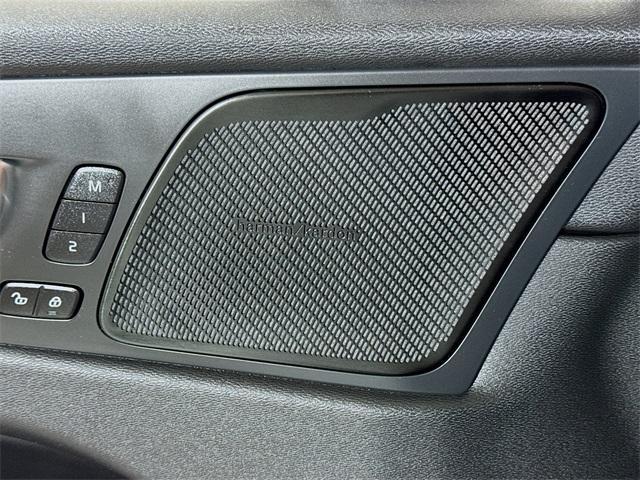 used 2021 Volvo XC60 car, priced at $27,980
