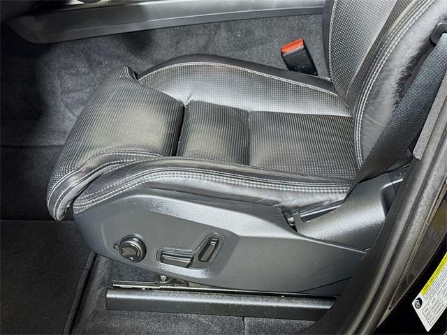 used 2021 Volvo XC60 car, priced at $27,980