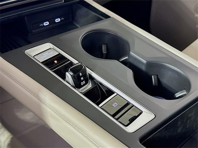 new 2025 Volkswagen Atlas car, priced at $34,500