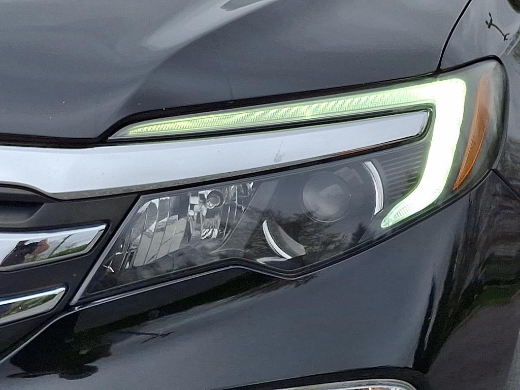 used 2018 Honda Pilot car, priced at $18,610