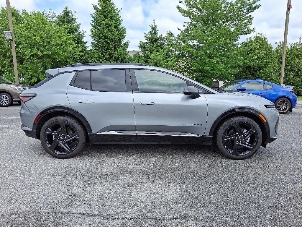 used 2024 Chevrolet Equinox EV car, priced at $34,997