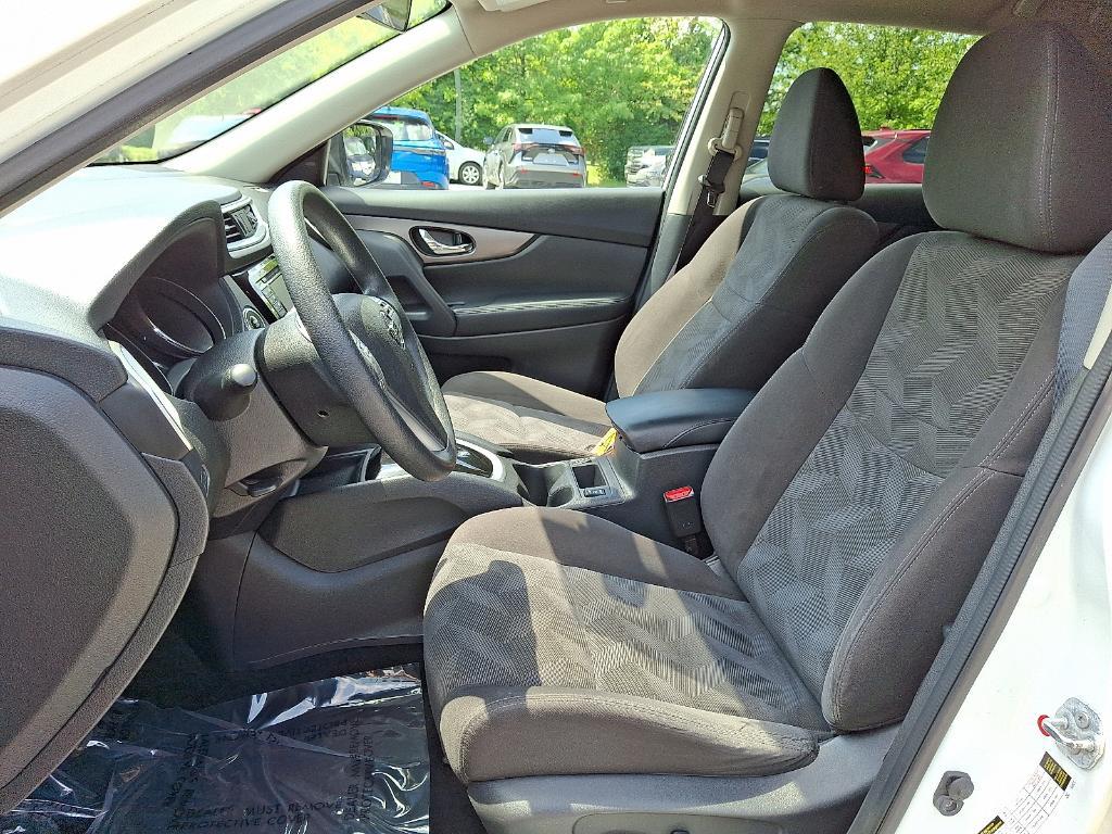used 2016 Nissan Rogue car, priced at $10,249