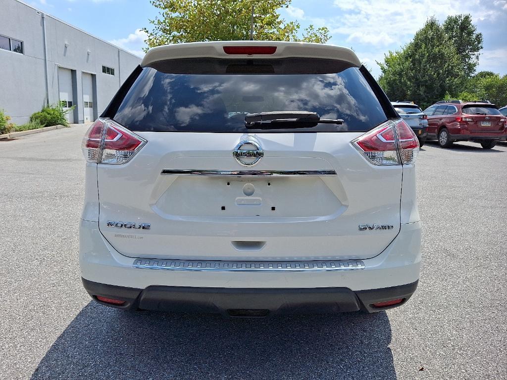 used 2016 Nissan Rogue car, priced at $10,249