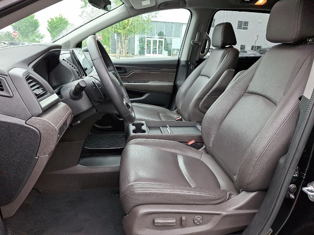 used 2018 Honda Odyssey car, priced at $23,032