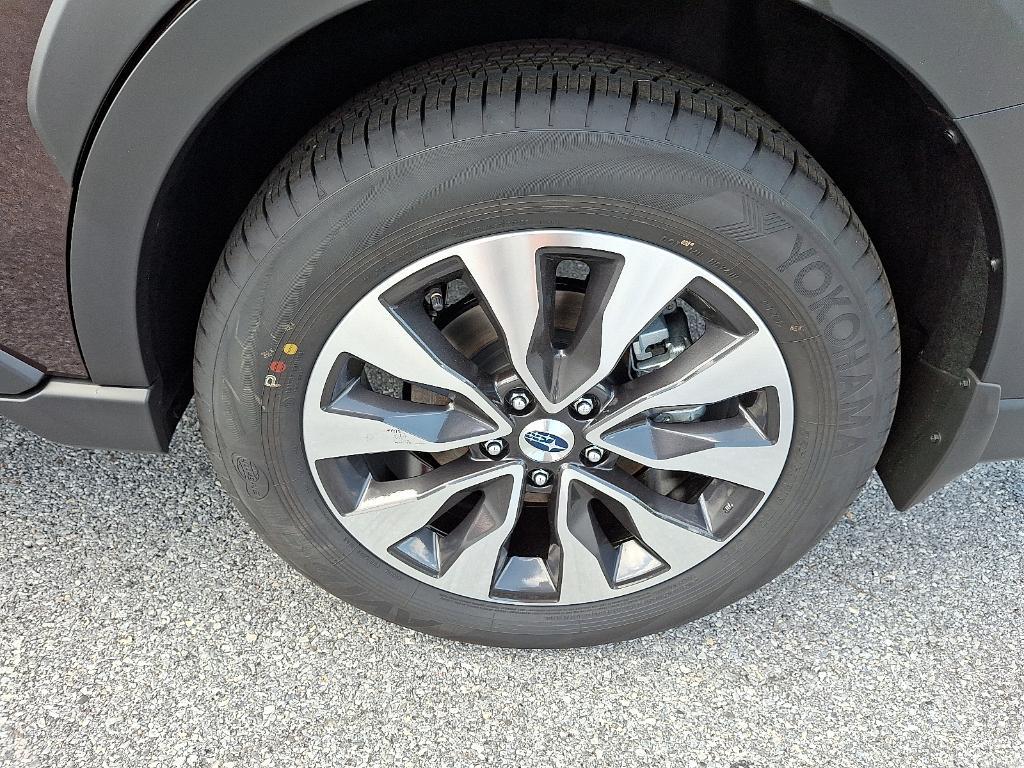 new 2025 Subaru Outback car, priced at $39,221