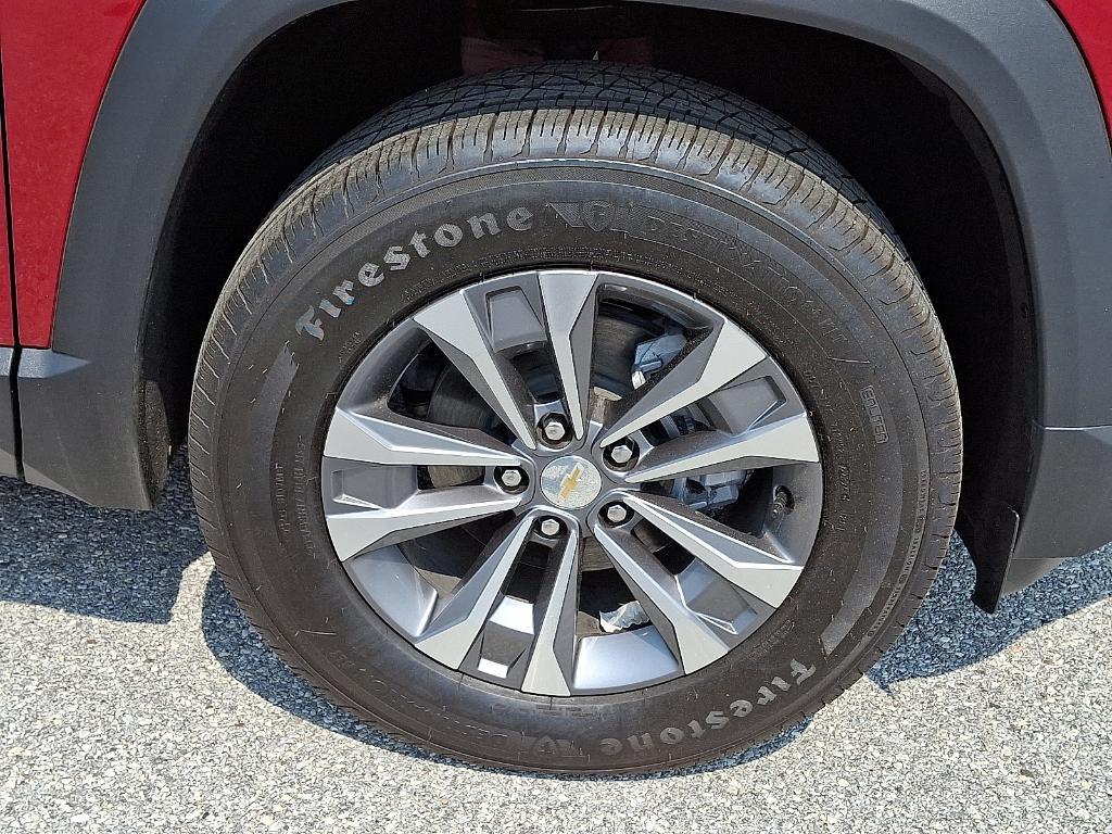 used 2025 Chevrolet Equinox car, priced at $28,397