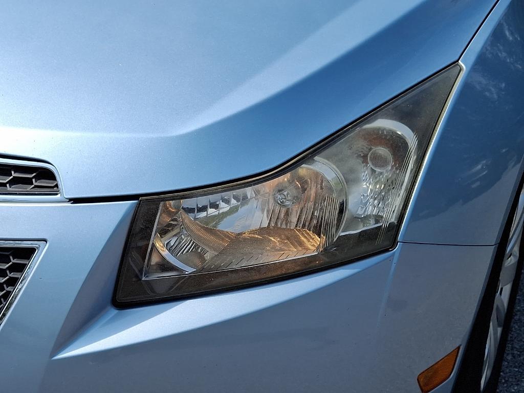 used 2011 Chevrolet Cruze car, priced at $5,282