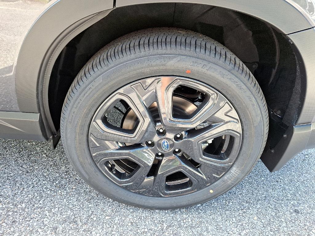 new 2025 Subaru Ascent car, priced at $49,923