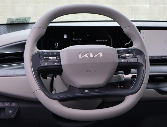 new 2024 Kia EV9 car, priced at $60,015