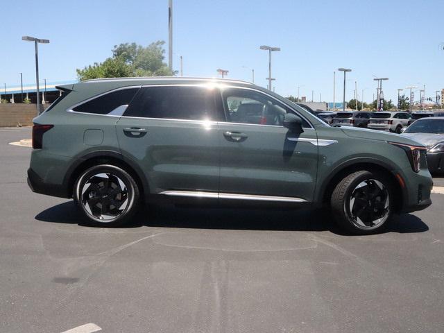 new 2025 Kia Sorento car, priced at $49,590