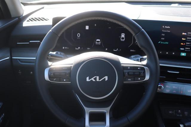 new 2025 Kia K5 car, priced at $33,539