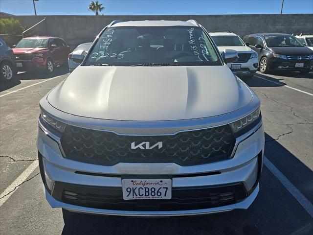 used 2024 Kia Sorento Hybrid car, priced at $30,900