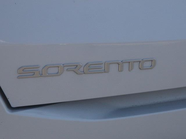 new 2025 Kia Sorento car, priced at $38,603