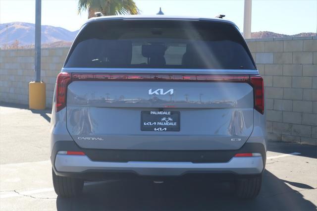 new 2025 Kia Carnival Hybrid car, priced at $43,348