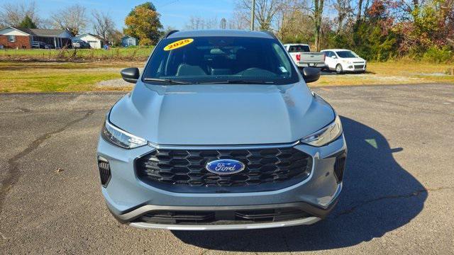 new 2025 Ford Escape car, priced at $33,135