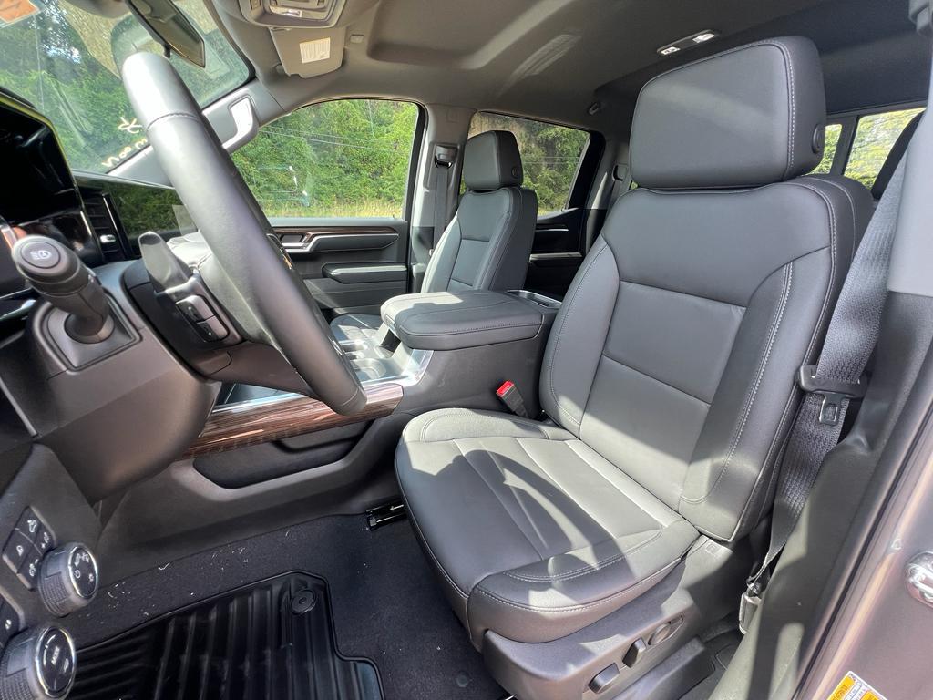 new 2025 Chevrolet Silverado 1500 car, priced at $62,995