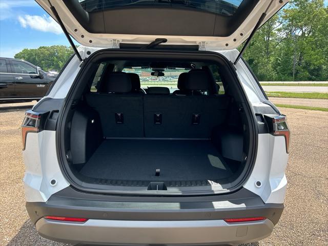 new 2025 Chevrolet Equinox car, priced at $30,595