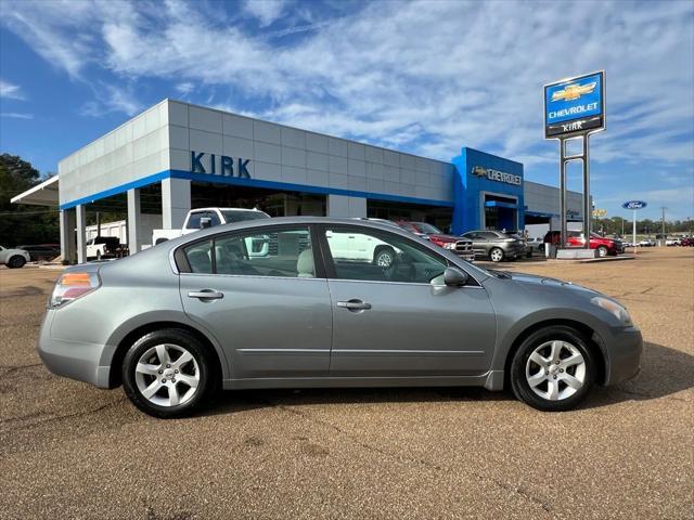 used 2008 Nissan Altima car, priced at $7,058