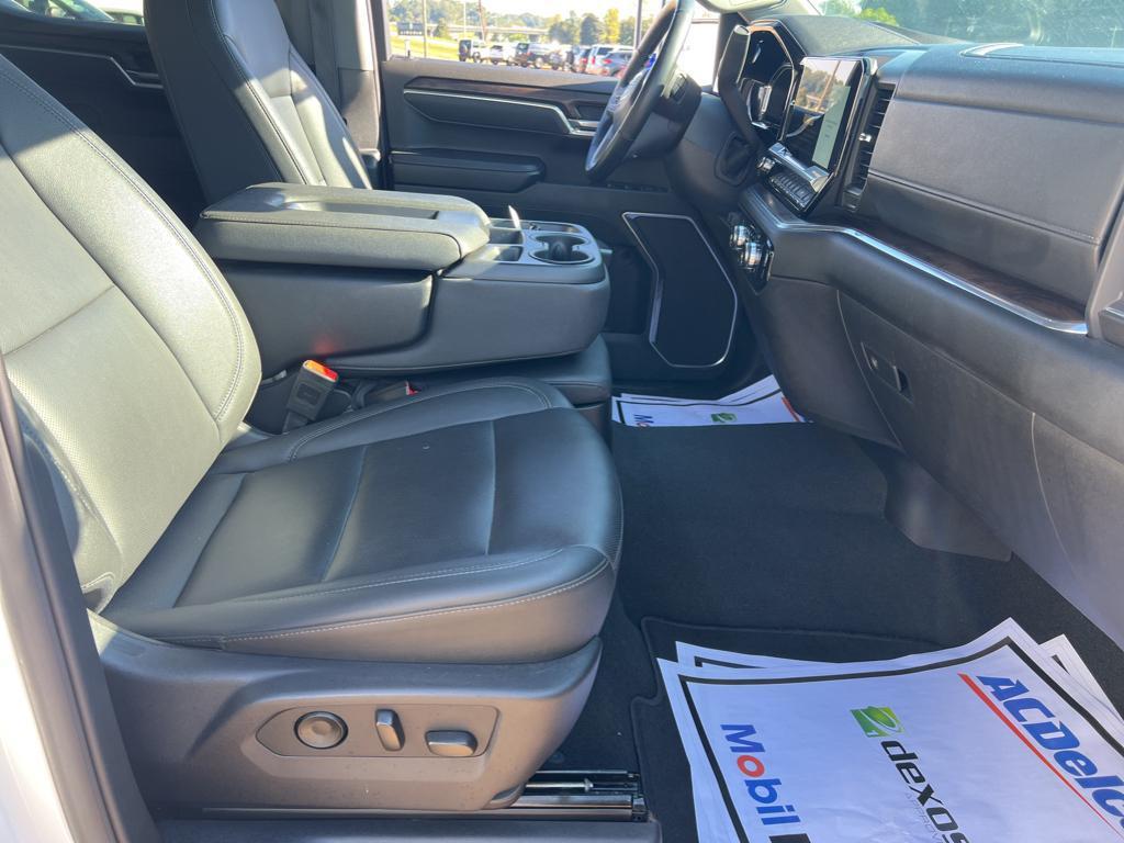 used 2025 GMC Sierra 1500 car, priced at $51,000